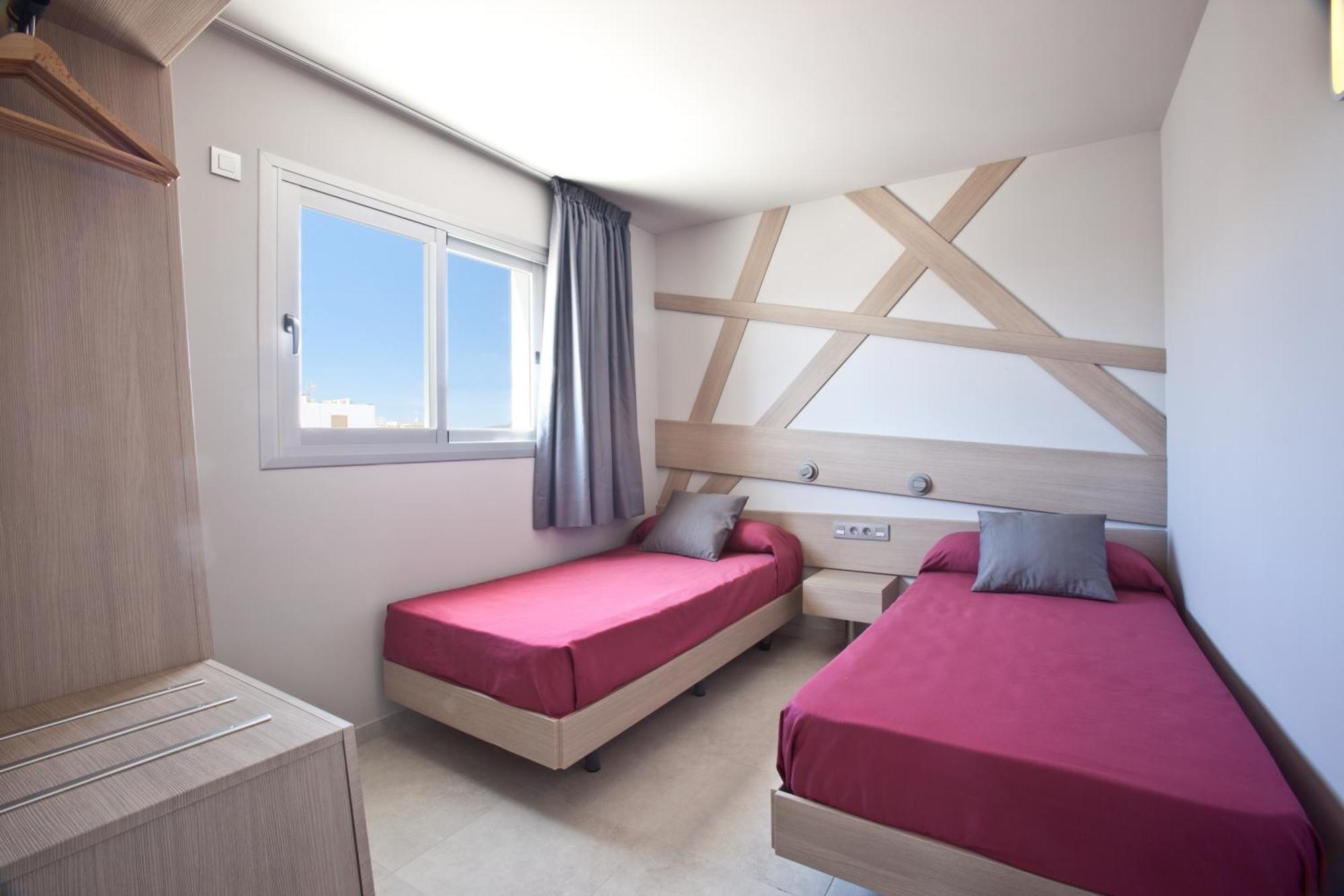 Ryans Ibiza Apartments - Only Adults Bilik gambar