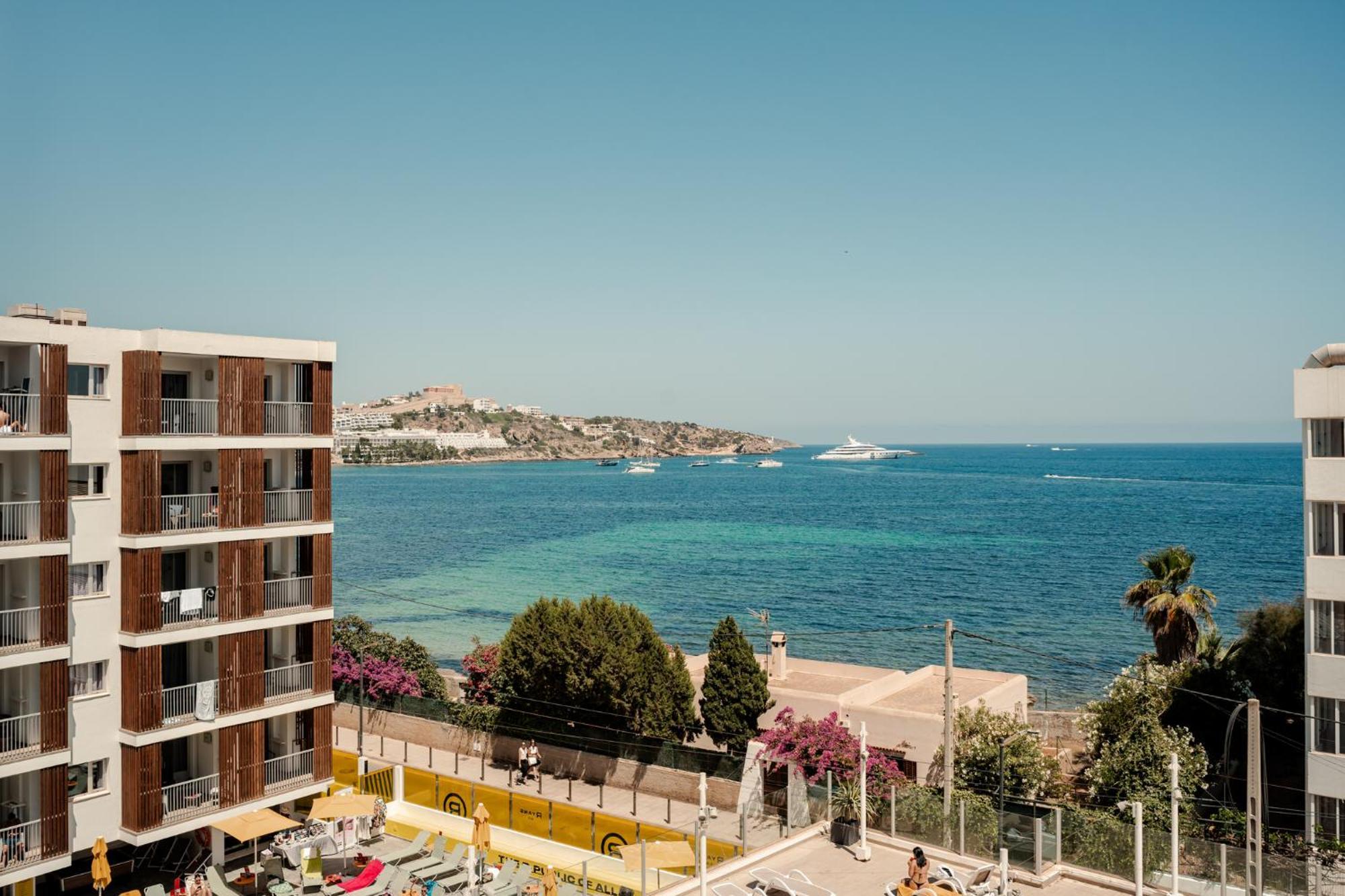 Ryans Ibiza Apartments - Only Adults Luaran gambar