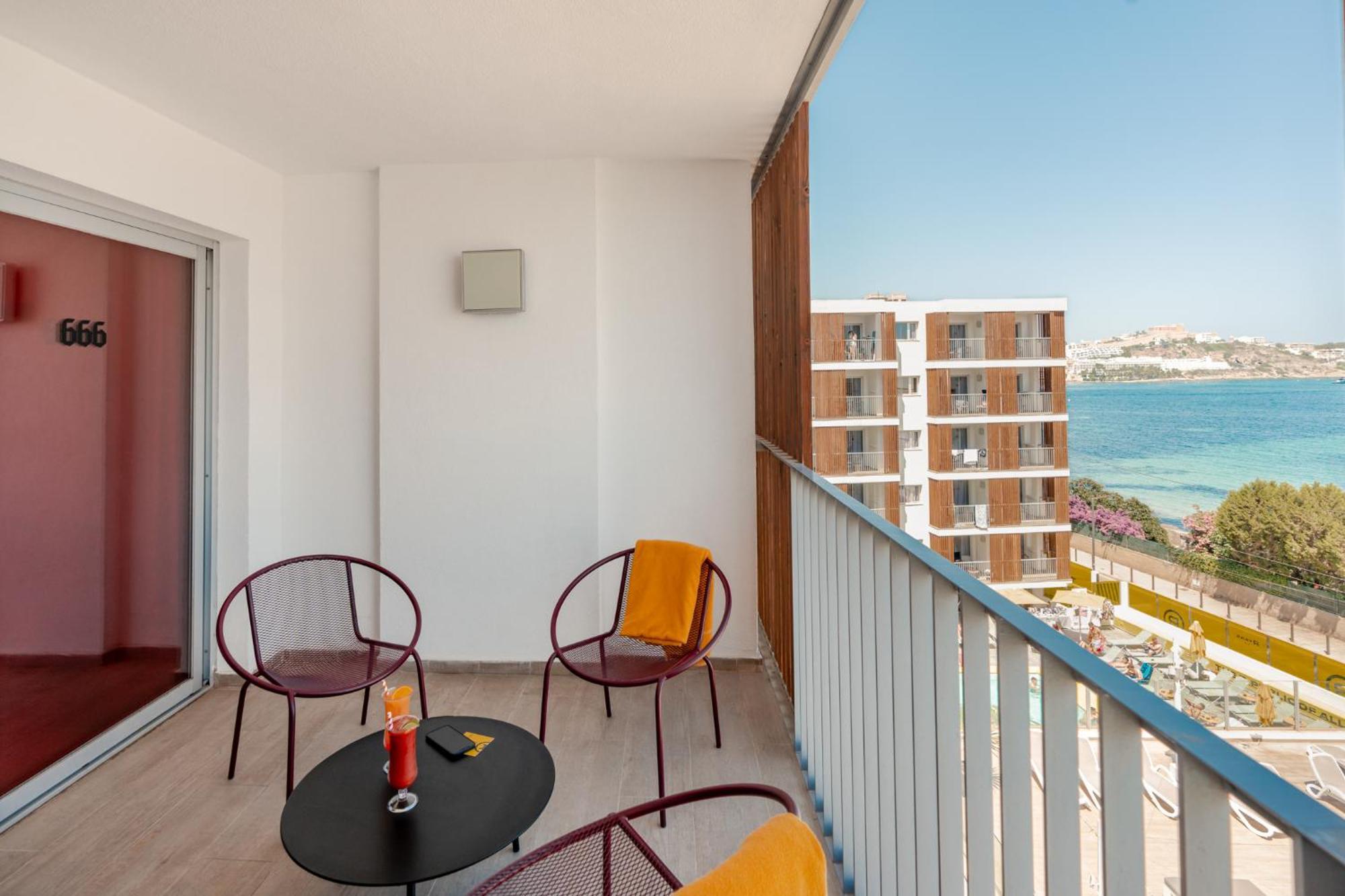Ryans Ibiza Apartments - Only Adults Luaran gambar